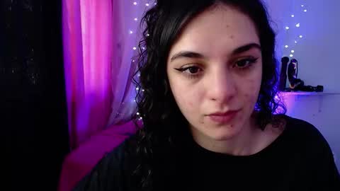 zoe_0111 online show from 01-20-25, 02:25