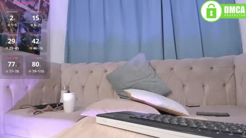 zoe_37 online show from 05-10-26, 07:46