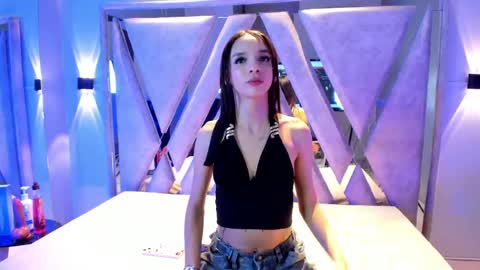 Zoe online show from 05-06-26, 03:57