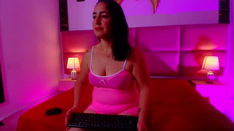 zoe_aitanaa online show from 11-13-25, 11:42