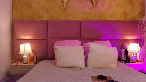 zoe_aitanaa online show from 05-13-26, 11:40