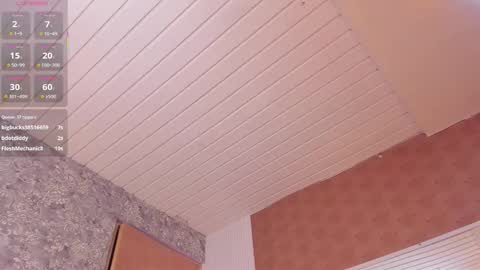 Snapshot of zoe_alanaa chatting on 10-17-25, 09:12 ZOEE online show from 10-17-25, 09:12