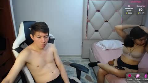 Snapshot of zoe_and_jackk_ chatting on 05-18-26, 08:36 ZOE AND JACK online show from 05-18-26, 08:36