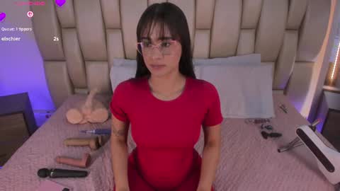 Your new obsession online show from 06-20-26, 04:26