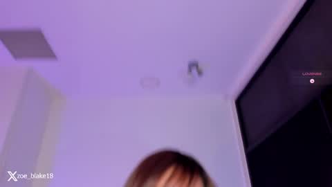 Snapshot of zoe_blake18 chatting on 04-06-26, 11:38 Zoe online show from 04-06-26, 11:38
