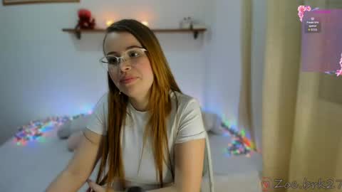 Snapshot of zoe_brk chatting on 04-15-26, 08:31 zoe brk online show from 04-15-26, 08:31