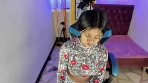 Z O E online show from 10-30-25, 09:48