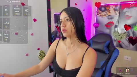 Snapshot of zoe_connor19 chatting on 06-07-26, 11:47 Z O E online show from 06-07-26, 11:47