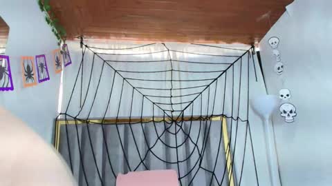 Zoe online show from 10-20-25, 12:27