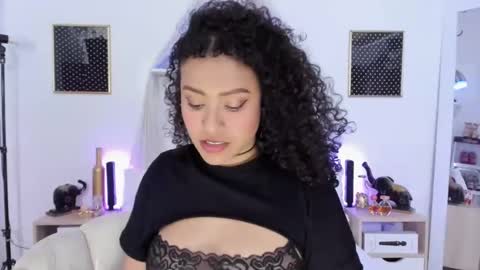 Snapshot of zoe_gruber chatting on 10-01-25, 10:16 Zoe Gruber online show from 10-01-25, 10:16