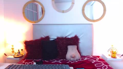 zoe_hecate online show from 03-06-26, 02:46