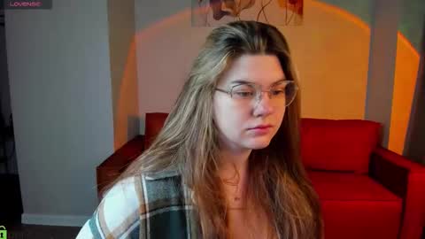 Zoe online show from 03-10-26, 01:10