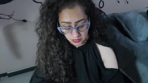 Zoe Koller online show from 10-03-25, 10:45