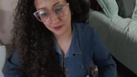 Zoe Koller online show from 11-28-25, 08:11