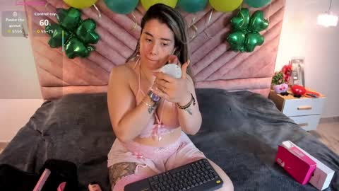 Snapshot of zoe_ll chatting on 03-31-26, 05:57 SWEET ZOE online show from 03-31-26, 05:57