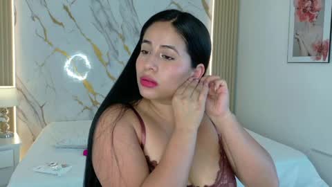 zoe_longhair online show from 05-18-26, 07:09