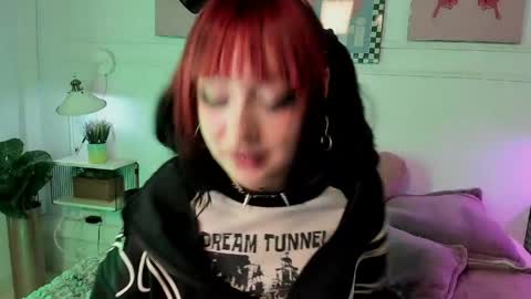 Zoe Lynch online show from 05-11-26, 03:29