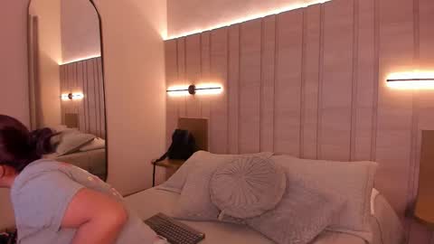 zoe_mhendez online show from 02-10-26, 11:36