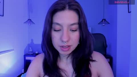 Snapshot of zoe_moreau chatting on 02-17-26, 08:04 zoe_moreau online show from 02-17-26, 08:04