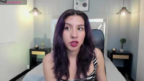 Snapshot of zoe_moreau chatting on 03-02-26, 08:26 zoe_moreau online show from 03-02-26, 08:26