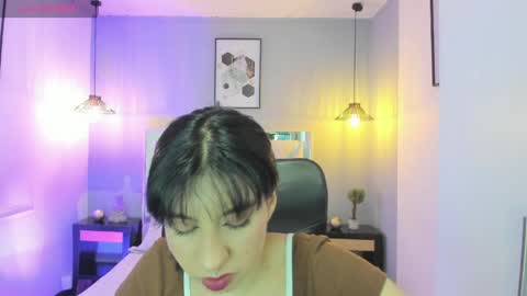 Snapshot of zoe_moreau chatting on 03-16-26, 07:29 zoe_moreau online show from 03-16-26, 07:29