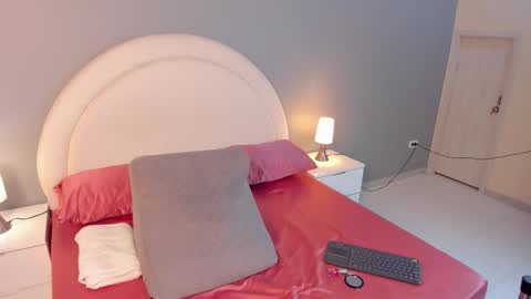 zoe_pinkett online show from 03-18-26, 03:42