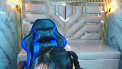 Zoe  online show from 10-03-25, 03:25