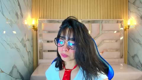 Zoe  online show from 10-24-25, 03:36