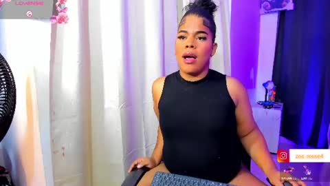 Snapshot of zoe_rosee4 chatting on 07-11-26, 02:36 zoe_rosee4 online show from 07-11-26, 02:36