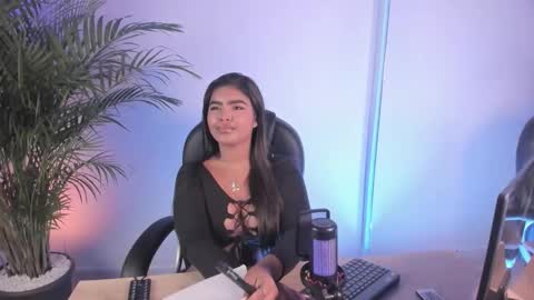 Zoe online show from 02-08-26, 02:59