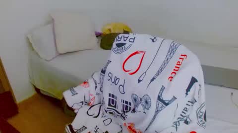 Snapshot of zoe_sexy69 chatting on 03-21-26, 09:51 ZOE online show from 03-21-26, 09:51