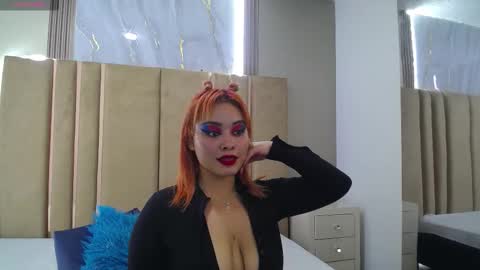 Zoe online show from 02-08-26, 04:32