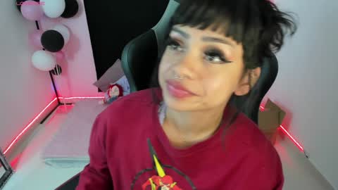 zoe_sullivan_ online show from 12-16-24, 12:38