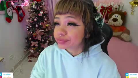 zoe_sullivan_ online show from 12-02-25, 09:47