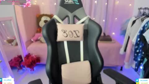 zoe_sullivan_ online show from 03-02-26, 09:16