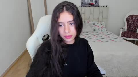 Zoe online show from 01-08-25, 02:46