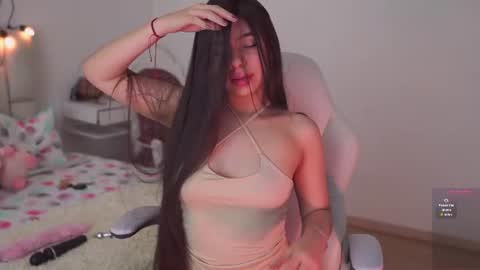 Zoe online show from 06-19-26, 11:36