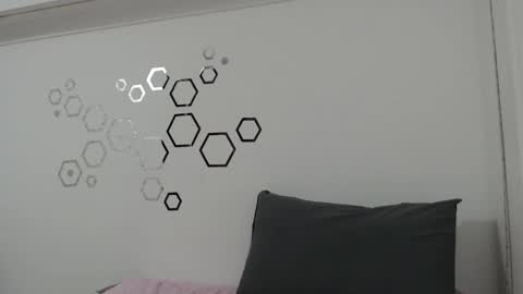 Carolina online show from 09-08-25, 11:04