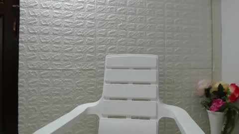 Carolina online show from 10-25-25, 06:35