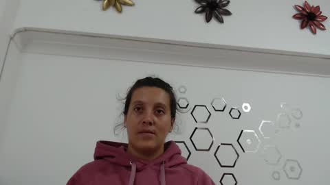 Carolina online show from 01-05-26, 08:56