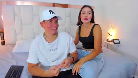 Zoe And Ethan online show from 09-17-25, 06:53