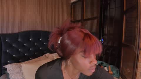 Zoecarrter online show from 03-18-26, 01:42