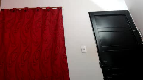 ZOE online show from 03-11-26, 01:17