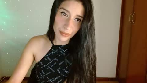 Snapshot of zoedixon01 chatting on 03-08-25, 02:23 zoe online show from 03-08-25, 02:23