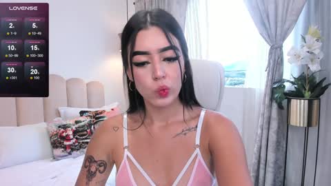  zoee jackson online show from 12-21-24, 08:00