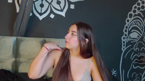 Zoe online show from 03-07-25, 11:51