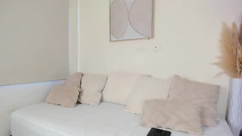 zoegarner10 online show from 01-12-26, 06:57