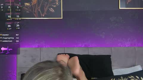 ZoeMesmerize online show from 12-17-24, 03:06