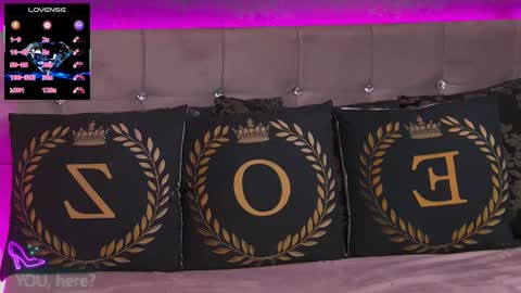 ZoeMesmerize online show from 10-03-25, 04:53