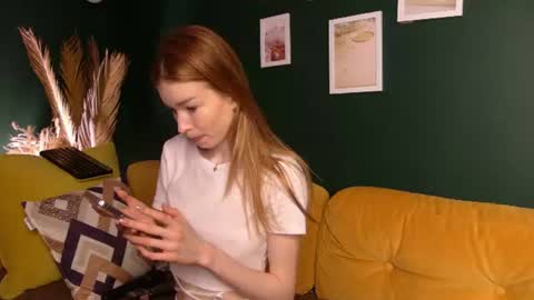 zoenymph online show from 07-06-26, 05:15